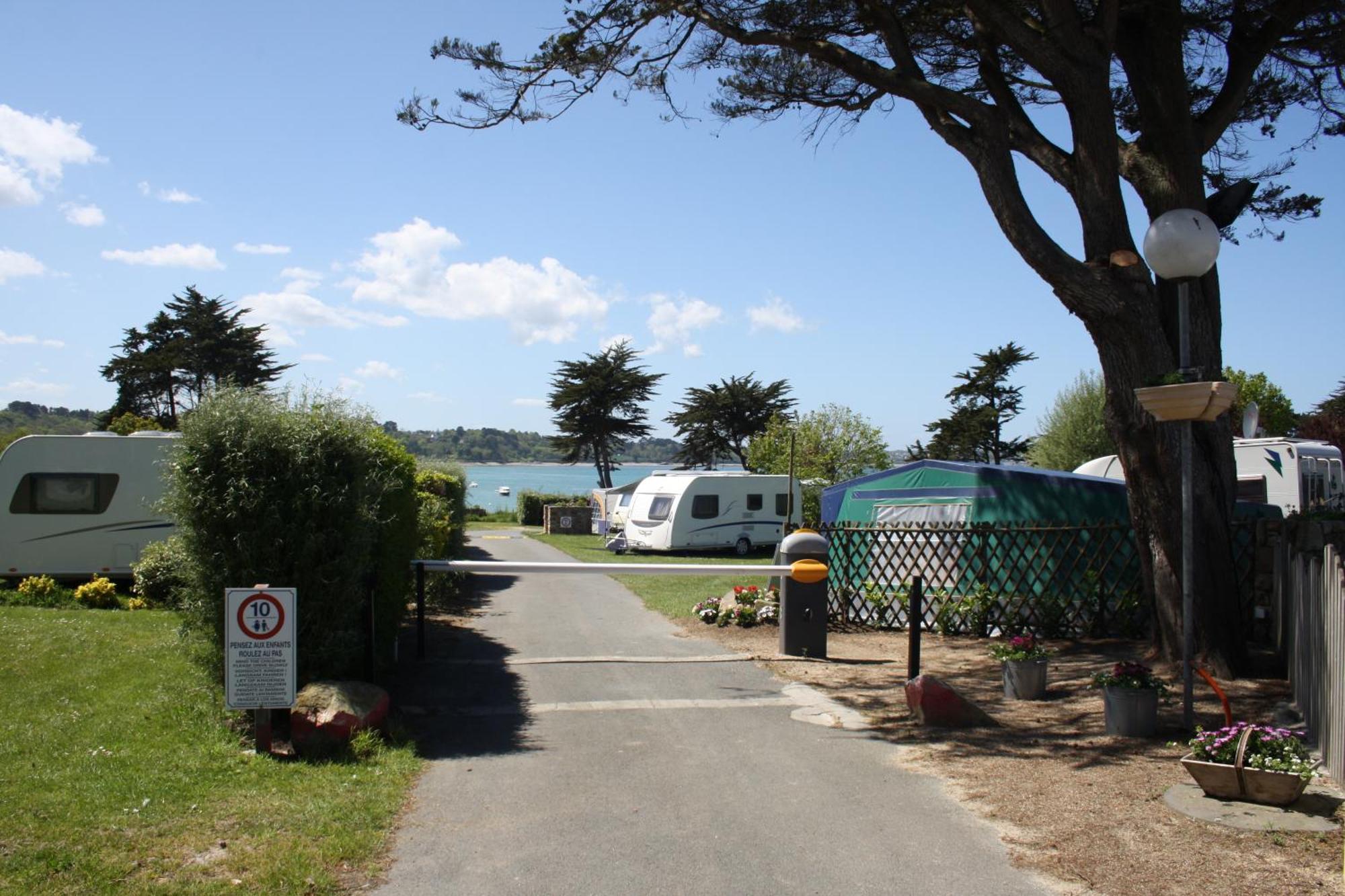 Camping Rcn Port L'Epine Trélévern Zewnętrze zdjęcie